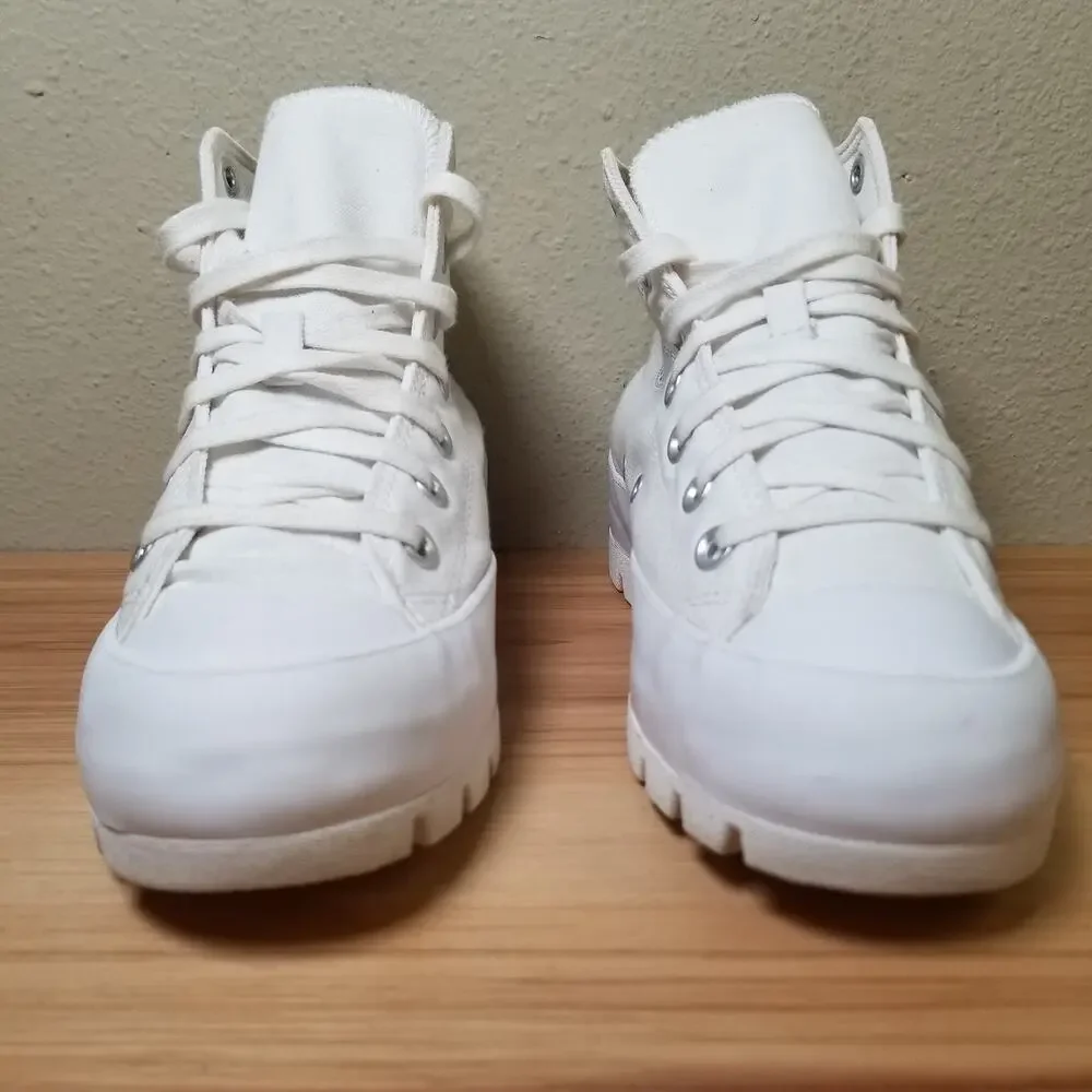 Converse Women's 7.5 Chuck Taylor All Star Lug Sole Sneakers White Chunky Casual